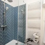 City-loft In 100und10 - Charmantes Dachstudio Beim Lendkanal * Klagenfurt am Woerthersee